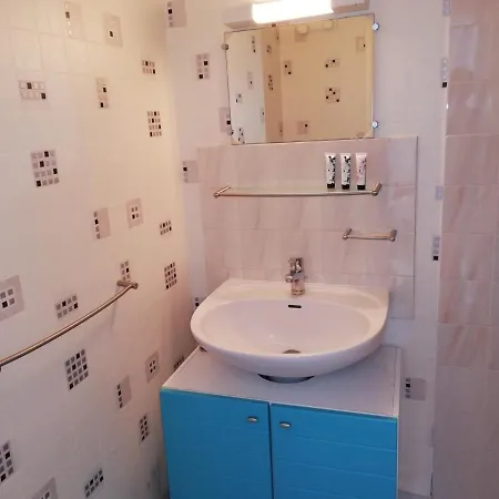 Maison Les Sables-d'olonne, 2 Pieces, 4 Personnes - Fr-1-385-23 펜션 *